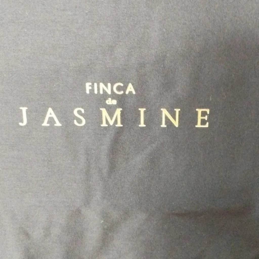 Parka con logotipo estampado en DTF en el pecho izquierdo