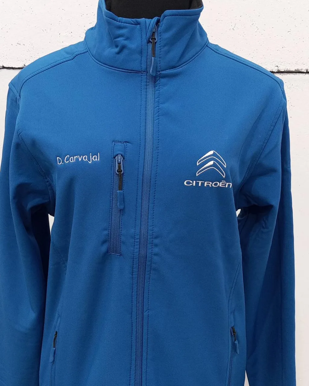 Chaquetas y cazadoras personalizado con el logotipo de una empresa