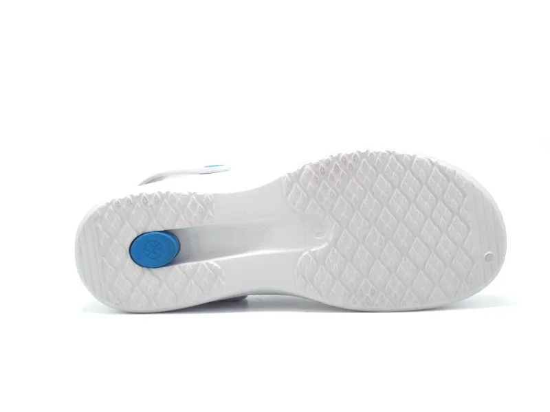 zueco-profesional-puma-blanco.webp