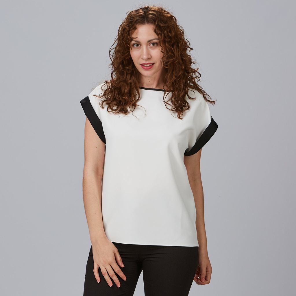 blusa-manga-corta-vuelta-filos-negros-tejido-elastico-241100-2