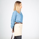 delantal-corto-beige-con-bolsillos-ajustable-100023-3