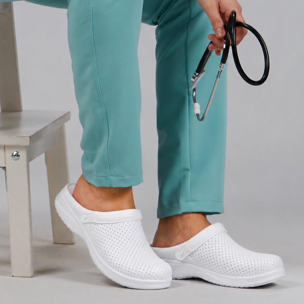 zueco-piel-unisex-antideslizante-1200Z0-1