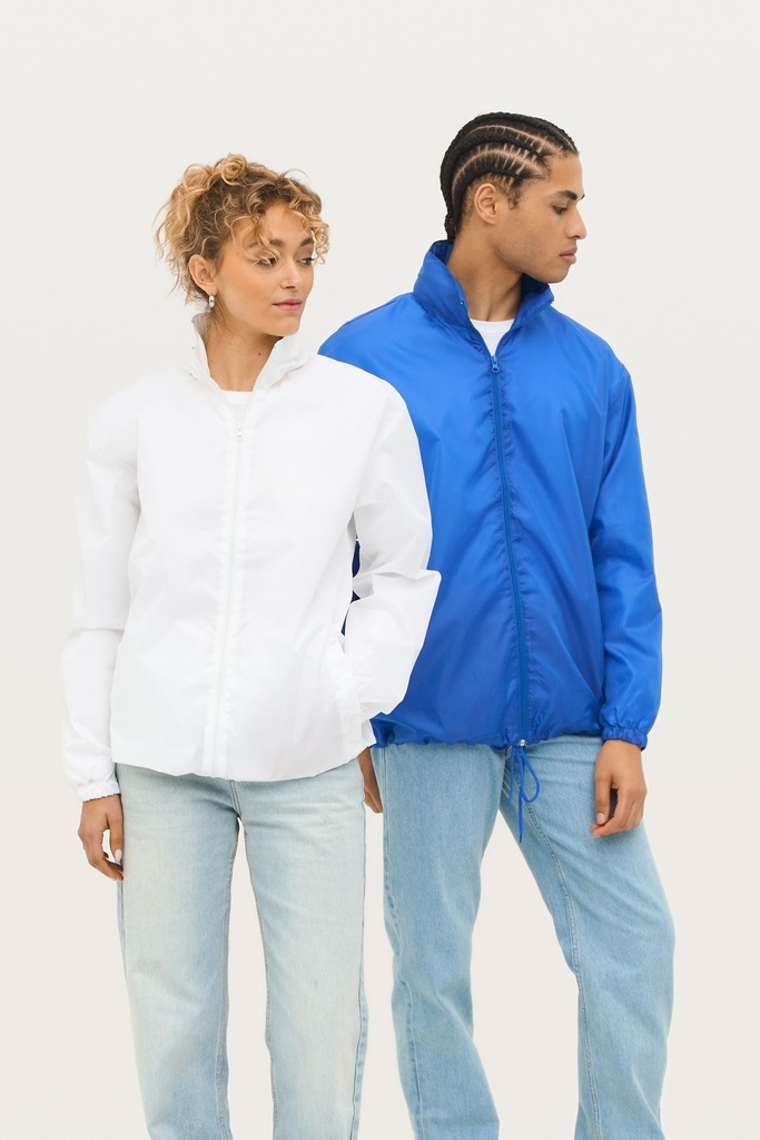 cortaviento-unisex-hidrofugo-1618-foto-modelo