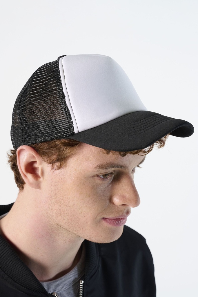 gorra-de-malla-de-5-paneles-unisex-1668-foto-modelo