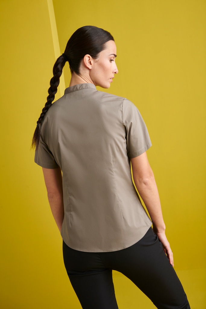 blusa-m-c-cuello-maho-pequeno-sin-bolsillo-4-elastan-fit-115-02256-3