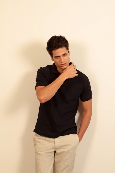 POLO CRO M/C 100% ALG 210 GR COLOR ABERTURA LATERAL PORA